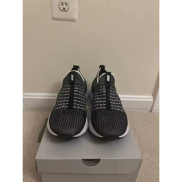 Nike React Phantom Run Flyknit 2 Men’s Size 9 Oreo Running Shoes CJ0277-003 - Picture 5 of 8